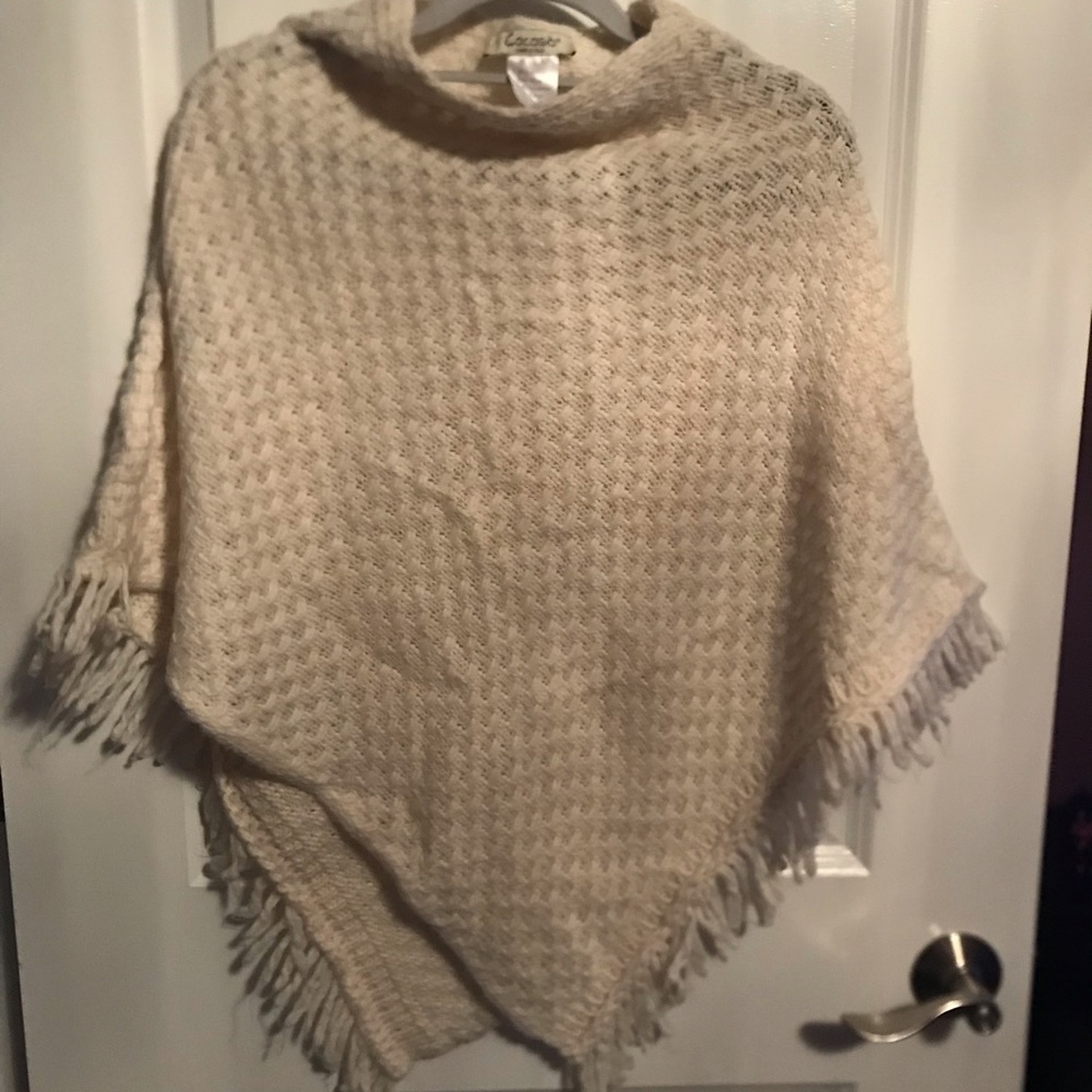 Cocogio light cream poncho
